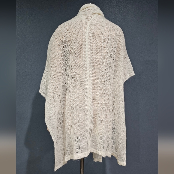 Vtg BEN GOODMAN Ivory Knit Open Poncho Pom Side Attached Scarf Cardigan OS - Picture 3 of 9